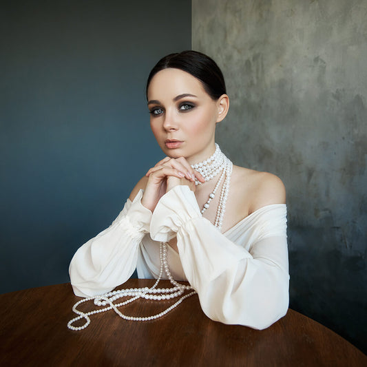 5 Romantic Hair Accessories to Elevate Your Date Night in 2024