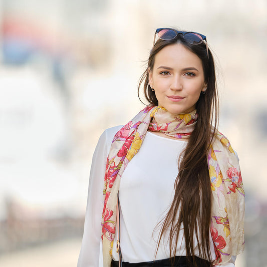 What 5 Chic Urban Hairstyles Can You Create with Hair Clips in 2024?